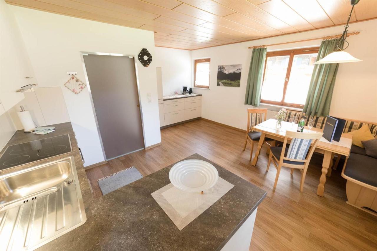 Gaestehaus Laurin Sankt Gallenkirch Exterior foto